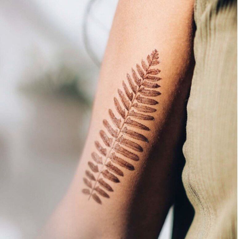 Временные татуировки: как наносить тату, чтобы дольше держались?