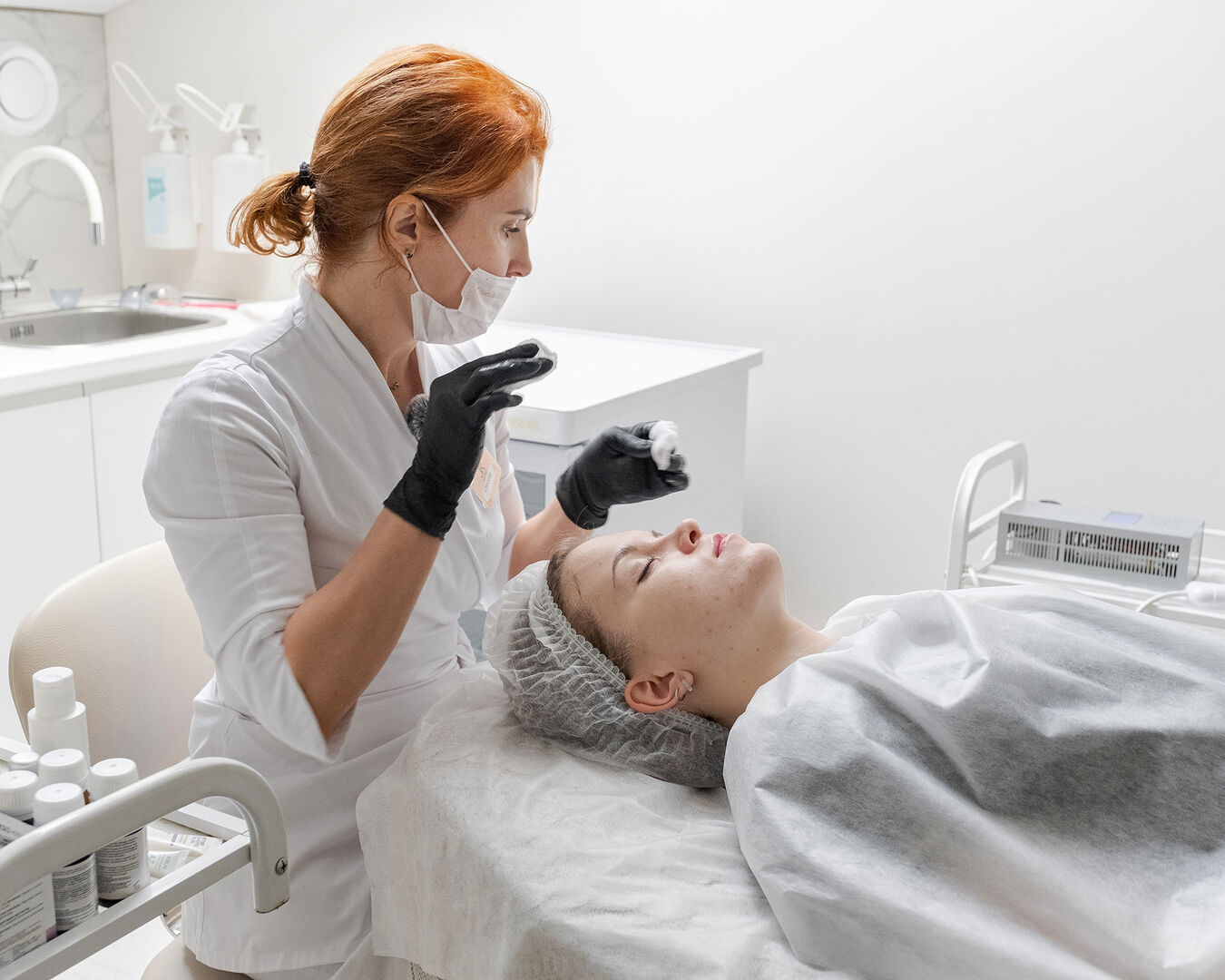 Как проходит микронидлинг лица в салоне красоты: честный отзыв и фото ...