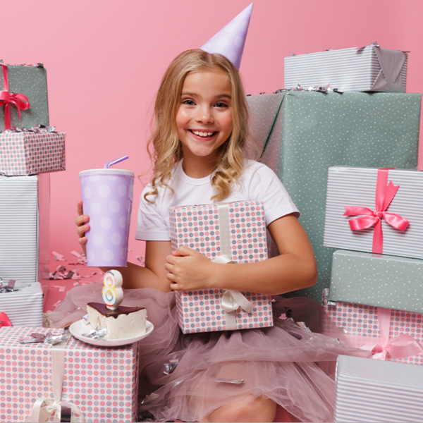 Что подарить девушке на 25 лет — оригинальные подарки девушке на й день рождения