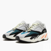 Кроссовки adidas Yeezy Boost 700 B75571 фото 2