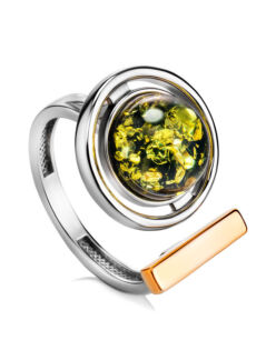 Необычное кольцо с зелёным янтарём «Люмьер»