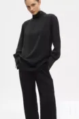 Блуза черная свободного кроя YouStore
