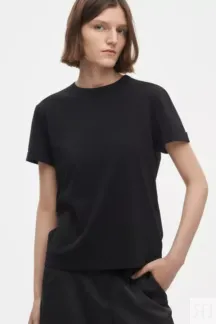 Базовая черная футболка YouStore